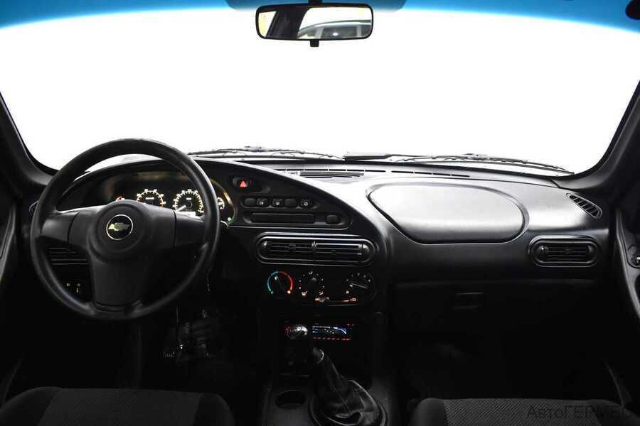 Фото Chevrolet Niva I Рестайлинг с пробегом | №5