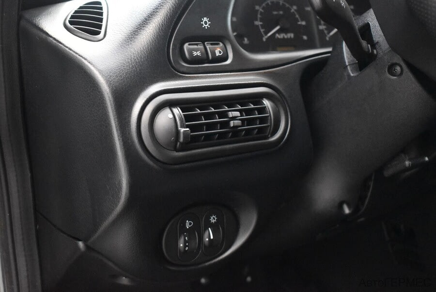 Фото Chevrolet Niva I Рестайлинг с пробегом | №9