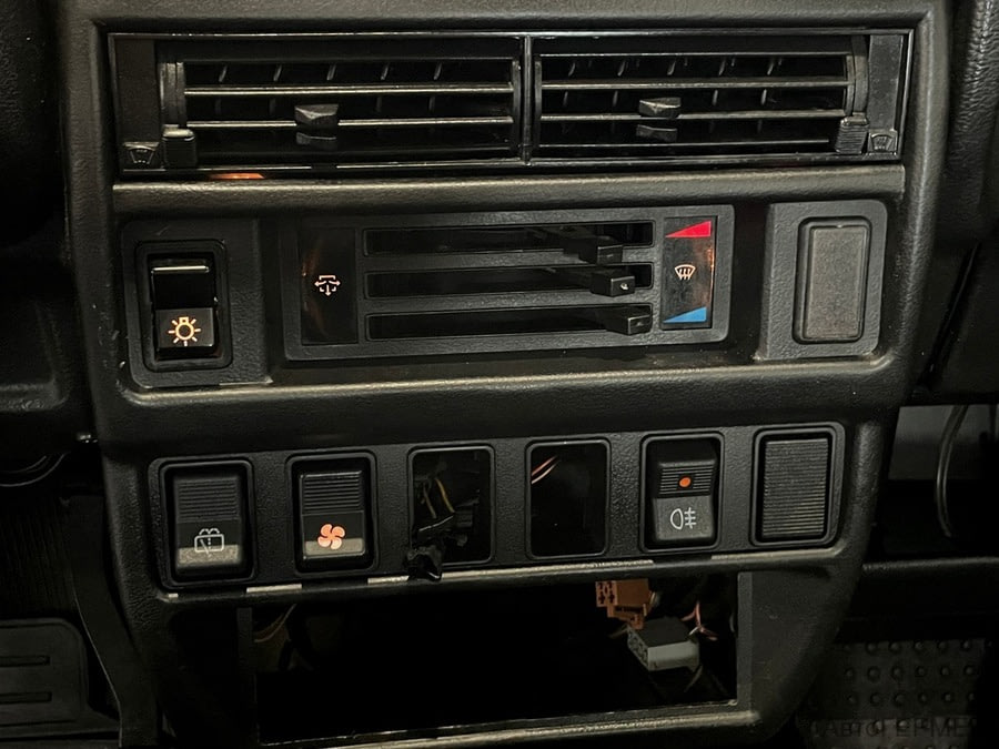 Фото LADA Niva 2121 I Рестайлинг с пробегом | №7