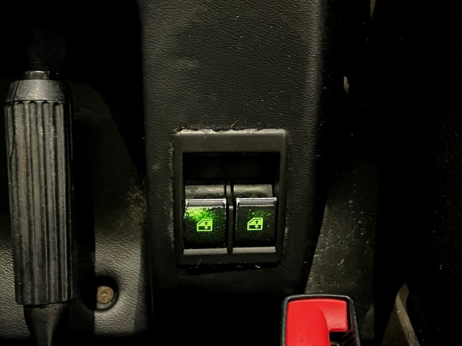 Фото LADA Niva 2121 I Рестайлинг с пробегом | №9