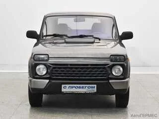 Фото LADA Niva 2121 I Рестайлинг с пробегом Фото LADA Niva 2121 I Рестайлинг с пробегом