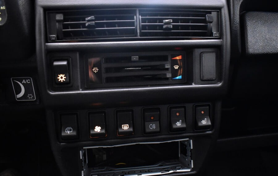 Фото LADA Niva 2121 I Рестайлинг с пробегом | №7