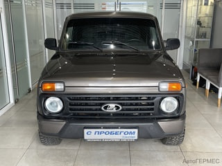 Фото LADA Niva 2121 I Рестайлинг с пробегом Фото LADA Niva 2121 I Рестайлинг с пробегом