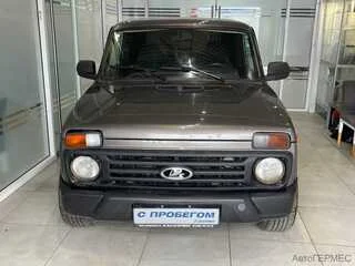 Фото LADA Niva 2121 I Рестайлинг с пробегом Фото LADA Niva 2121 I Рестайлинг с пробегом