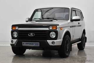 Фото LADA Niva 2121 I Рестайлинг с пробегом Фото LADA Niva 2121 I Рестайлинг с пробегом