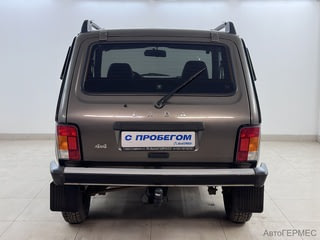 Фото LADA Niva 2121 I Рестайлинг с пробегом Фото LADA Niva 2121 I Рестайлинг с пробегом