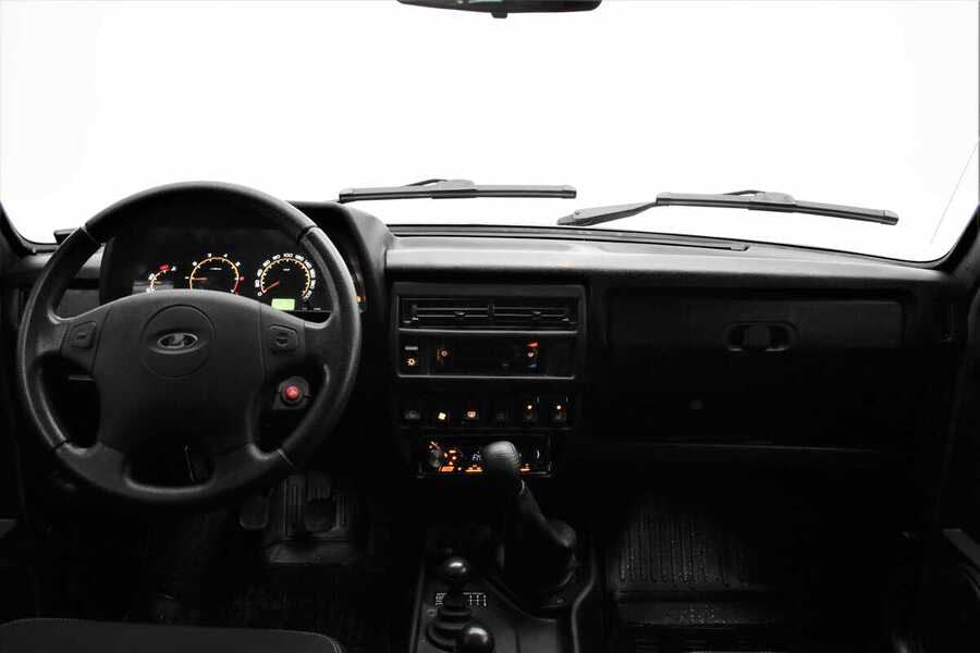 Фото LADA Niva 2121 I Рестайлинг с пробегом | №5