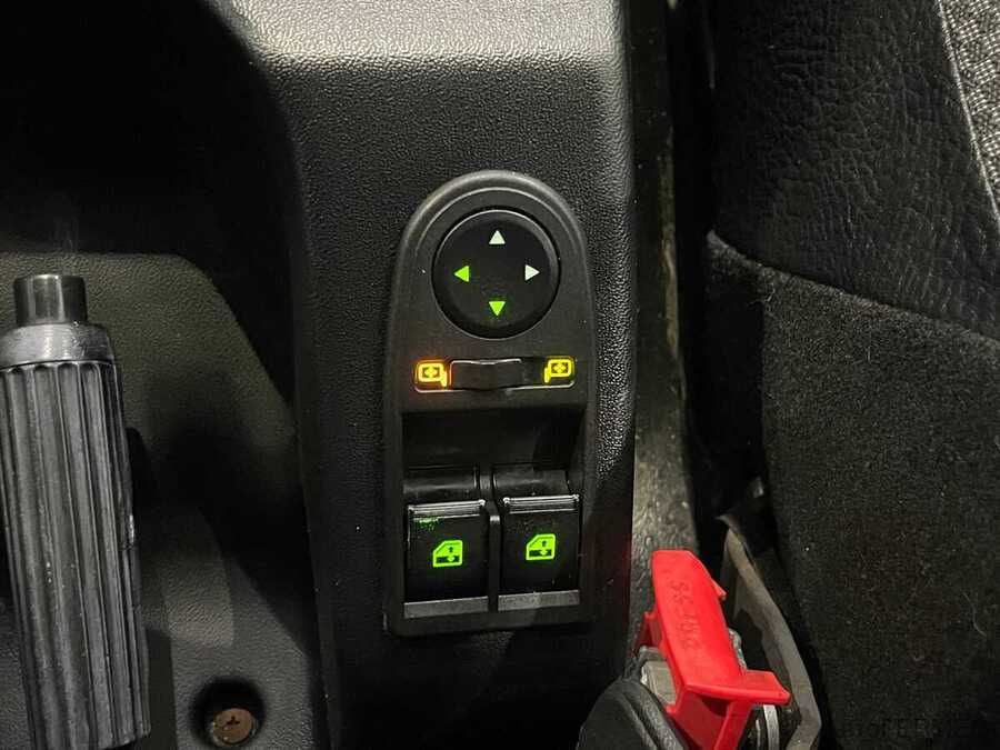 Фото LADA Niva 2121 I Рестайлинг с пробегом | №8