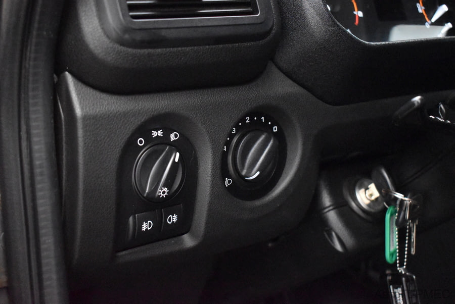 Фото LADA NIVA Legend I Рестайлинг (2020) с пробегом | №10 Фото LADA NIVA Legend I Рестайлинг (2020) с пробегом | №10