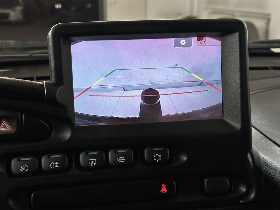 Фото LADA NIVA Travel I с пробегом | №8