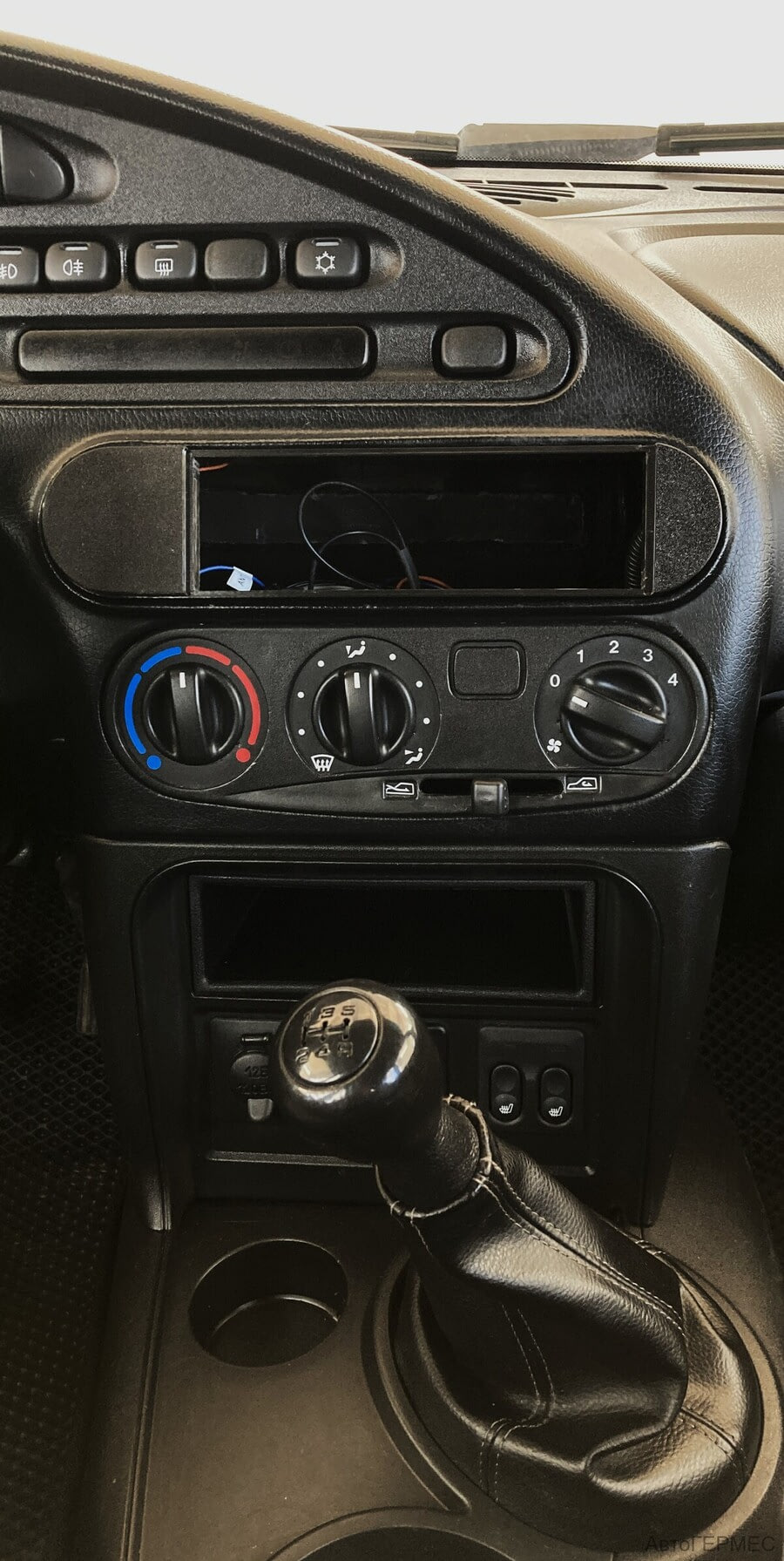 Фото LADA NIVA Travel I с пробегом | №7 Фото LADA NIVA Travel I с пробегом | №7