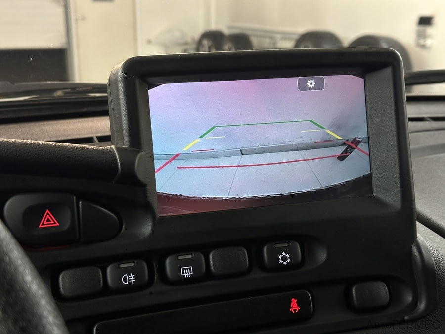 Фото LADA NIVA Travel I с пробегом | №8