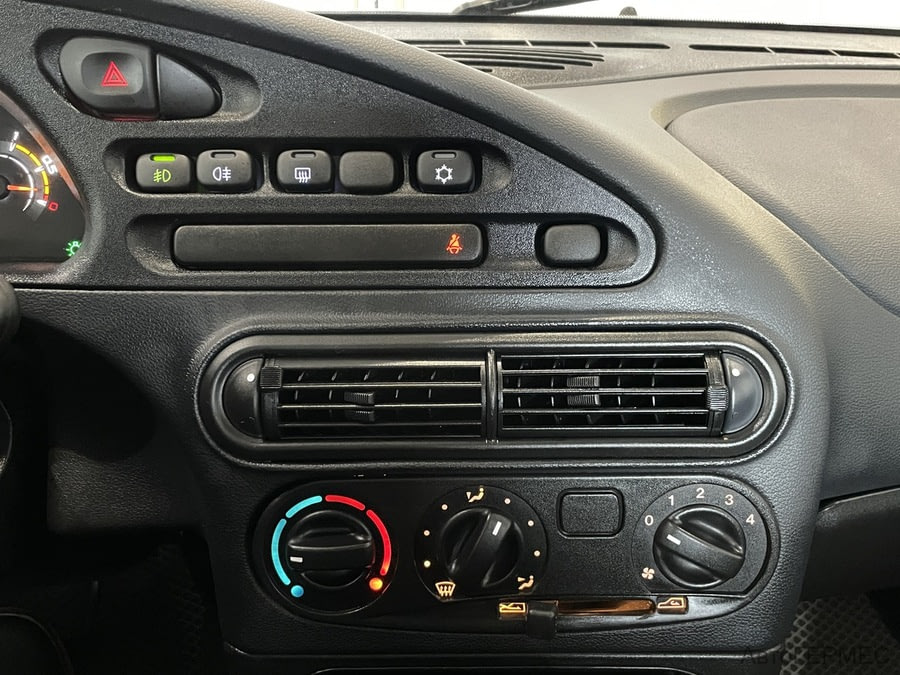 Фото LADA NIVA Travel I с пробегом | №7 Фото LADA NIVA Travel I с пробегом | №7