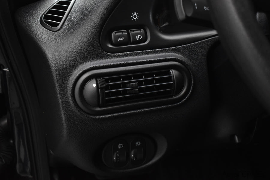 Фото LADA NIVA Travel I Рестайлинг с пробегом | №9