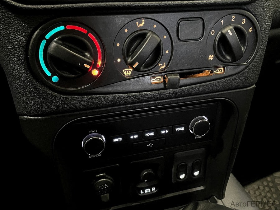 Фото LADA NIVA Travel I с пробегом | №7