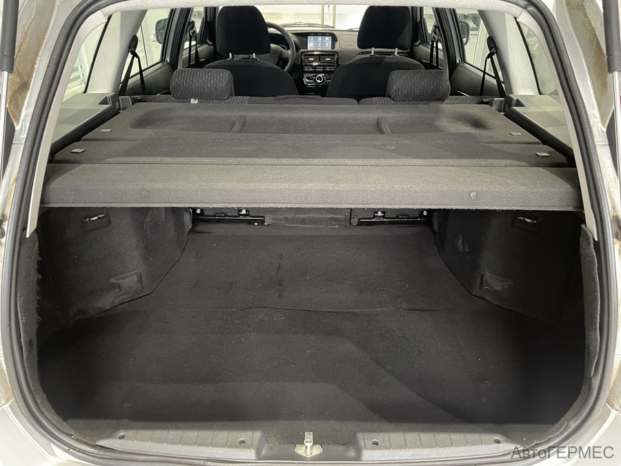 Фото LADA Priora I Рестайлинг с пробегом | №14