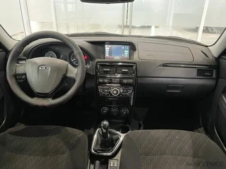Фото LADA Priora I Рестайлинг с пробегом Фото LADA Priora I Рестайлинг с пробегом