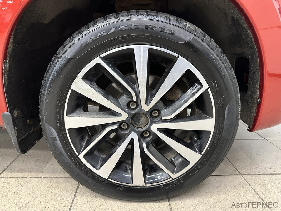 Фото LADA Granta I Рестайлинг с пробегом | №16 Фото LADA Granta I Рестайлинг с пробегом | №16