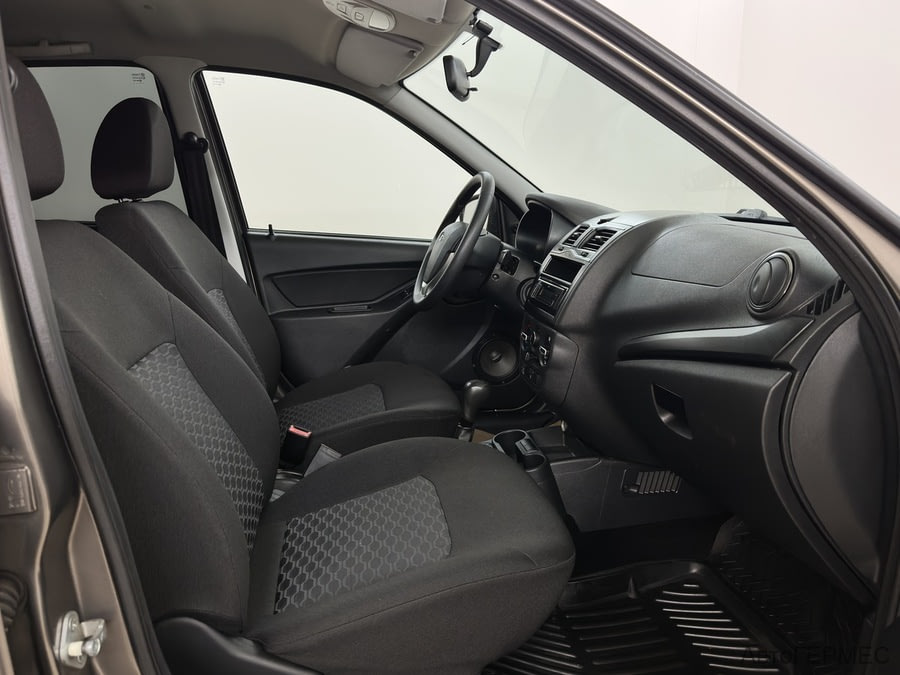 Фото LADA Granta I Рестайлинг с пробегом | №9 Фото LADA Granta I Рестайлинг с пробегом | №9