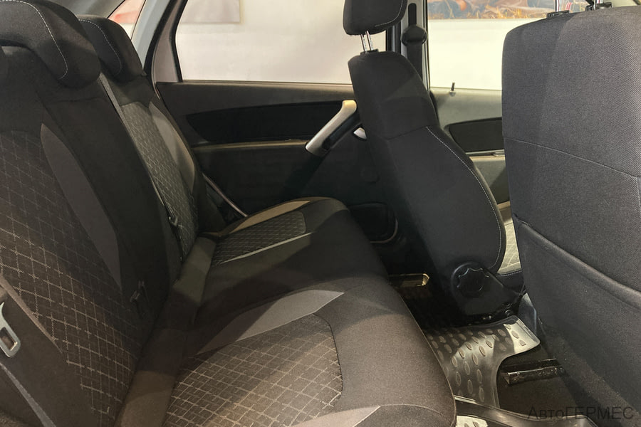 Фото LADA Granta I Рестайлинг с пробегом | №11