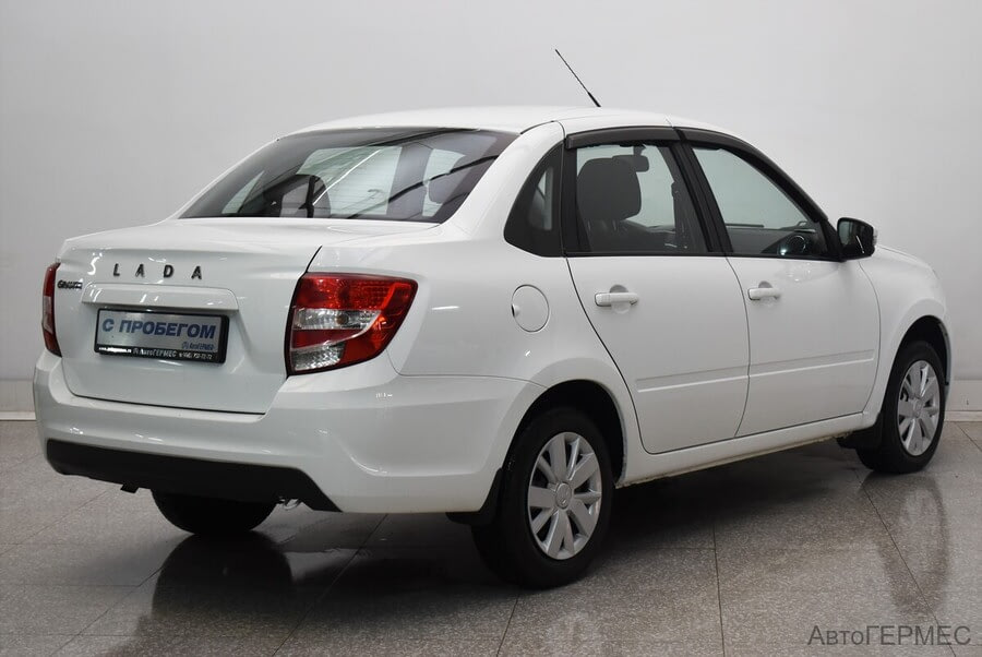 Фото LADA Granta I Рестайлинг с пробегом | №4 Фото LADA Granta I Рестайлинг с пробегом | №4