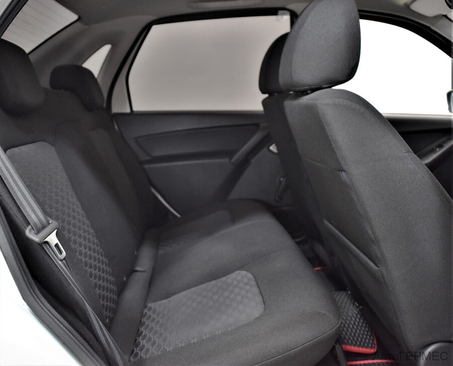 Фото LADA Granta I Рестайлинг с пробегом | №11 Фото LADA Granta I Рестайлинг с пробегом | №11