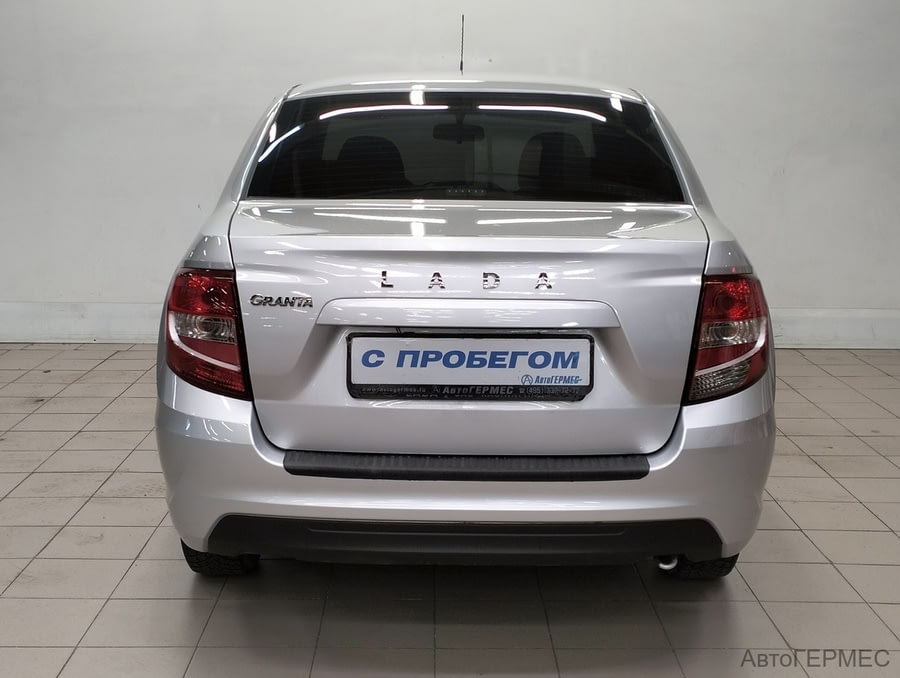 Фото LADA Granta I Рестайлинг с пробегом | №3 Фото LADA Granta I Рестайлинг с пробегом | №3