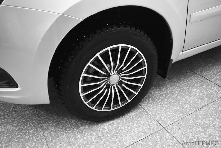 Фото LADA Granta I Рестайлинг с пробегом | №16 Фото LADA Granta I Рестайлинг с пробегом | №16