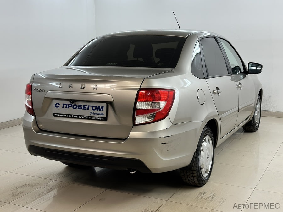 Фото LADA Granta I Рестайлинг с пробегом | №4 Фото LADA Granta I Рестайлинг с пробегом | №4