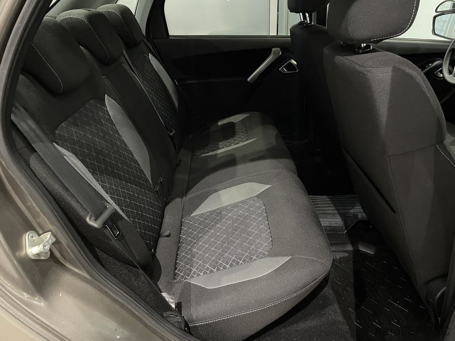 Фото LADA Granta I Рестайлинг с пробегом | №12 Фото LADA Granta I Рестайлинг с пробегом | №12