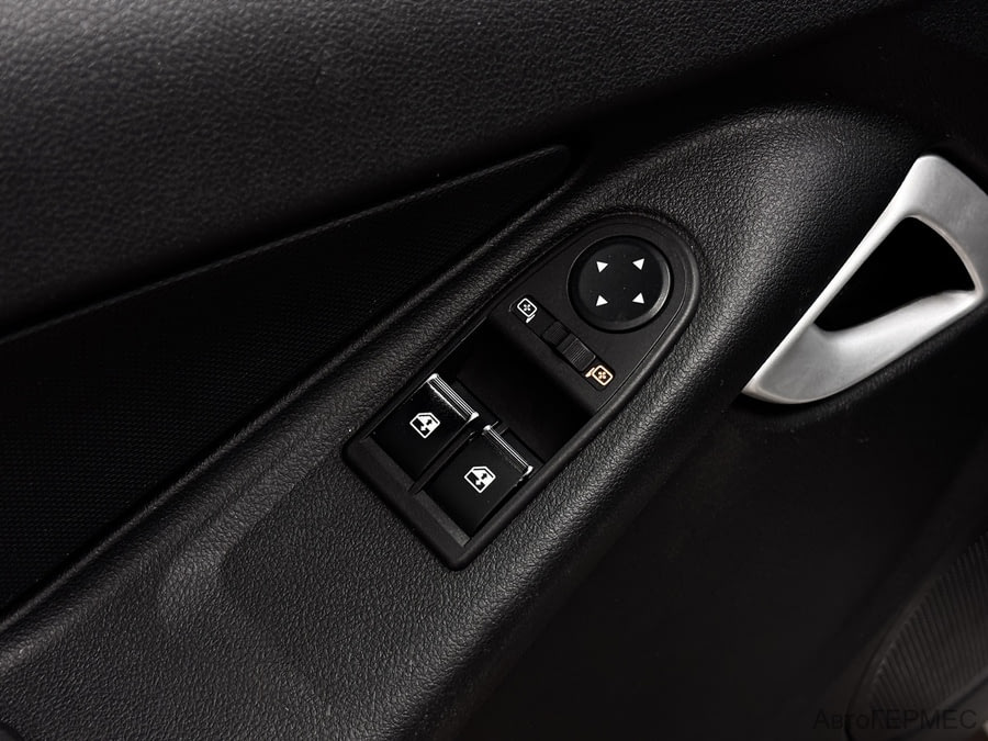 Фото LADA Granta I Рестайлинг с пробегом | №8 Фото LADA Granta I Рестайлинг с пробегом | №8