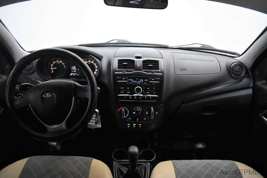 Фото LADA Granta I Рестайлинг с пробегом | №5 Фото LADA Granta I Рестайлинг с пробегом | №5