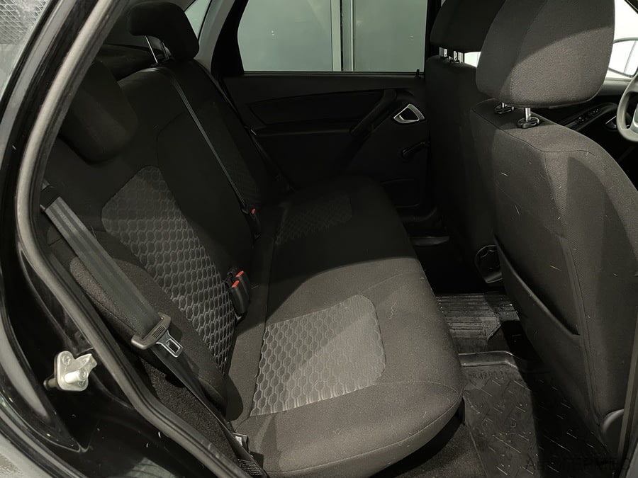 Фото LADA Granta I Рестайлинг с пробегом | №12 Фото LADA Granta I Рестайлинг с пробегом | №12