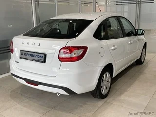 Фото LADA Granta I Рестайлинг с пробегом Фото LADA Granta I Рестайлинг с пробегом