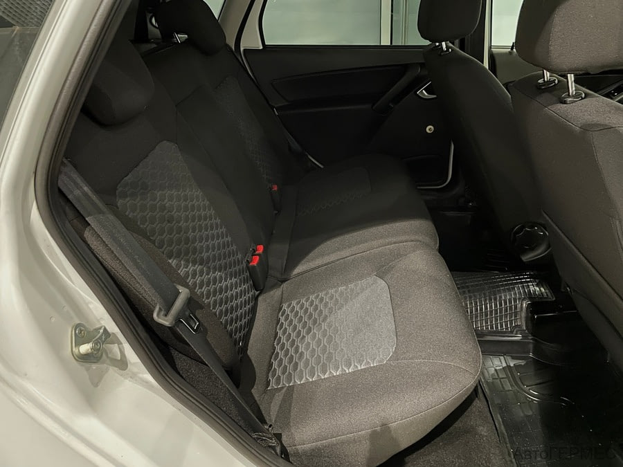 Фото LADA Granta I Рестайлинг с пробегом | №12 Фото LADA Granta I Рестайлинг с пробегом | №12