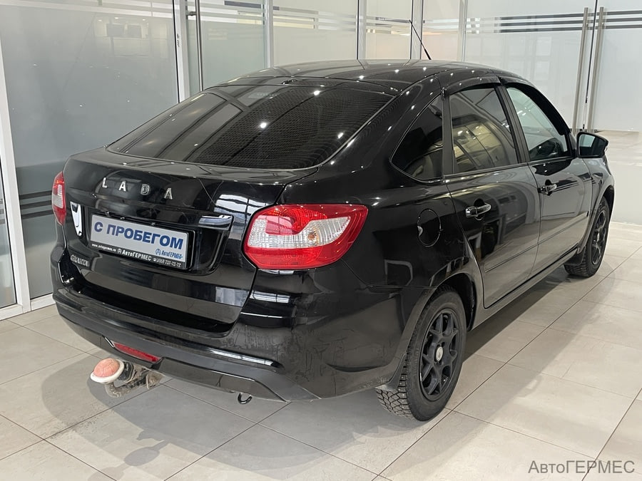 Фото LADA Granta I Рестайлинг с пробегом | №4 Фото LADA Granta I Рестайлинг с пробегом | №4