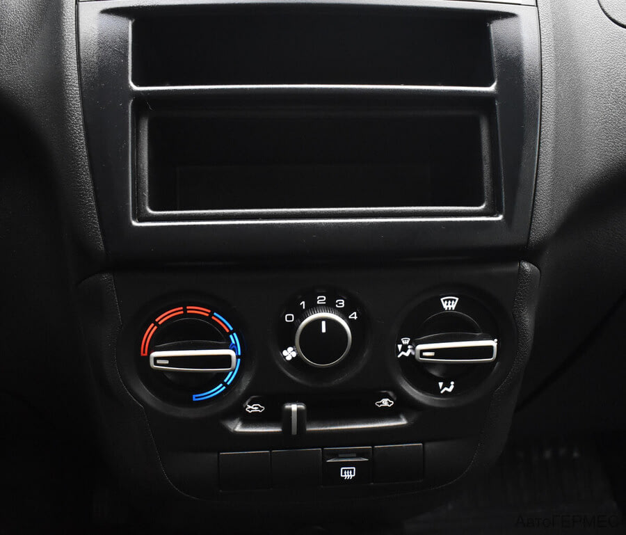 Фото LADA Granta I Рестайлинг с пробегом | №7