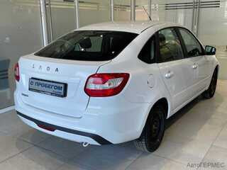 Фото LADA Granta I Рестайлинг с пробегом Фото LADA Granta I Рестайлинг с пробегом