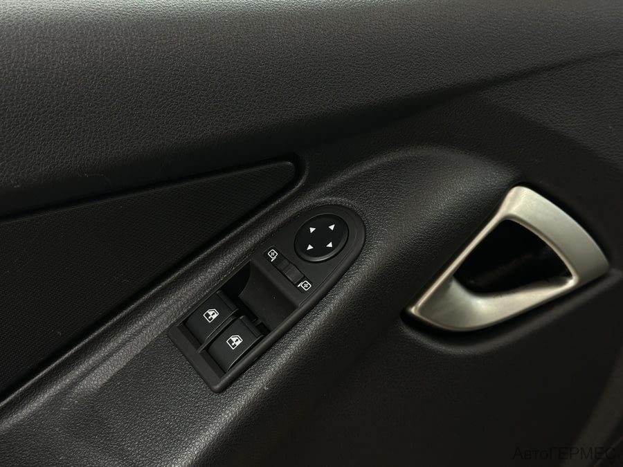 Фото LADA Granta I Рестайлинг с пробегом | №9 Фото LADA Granta I Рестайлинг с пробегом | №9