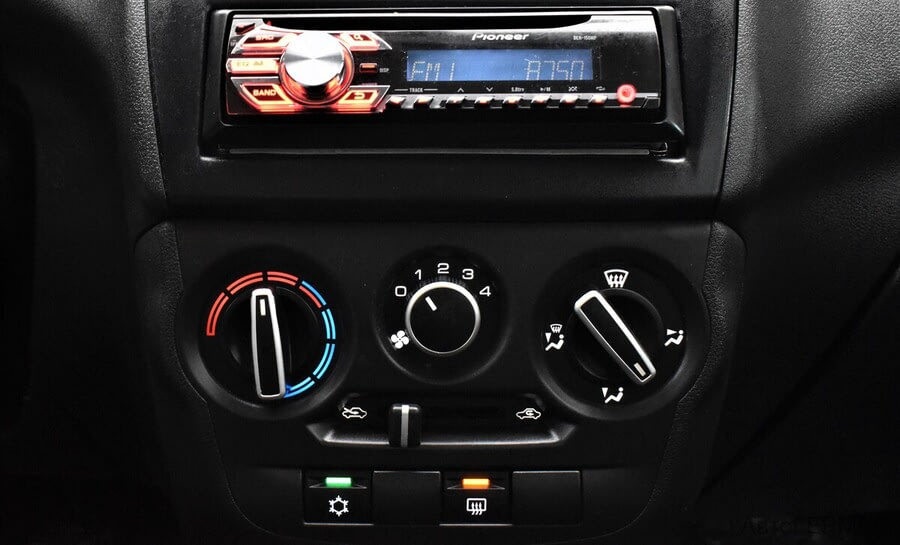 Фото LADA Granta I Рестайлинг с пробегом | №7 Фото LADA Granta I Рестайлинг с пробегом | №7