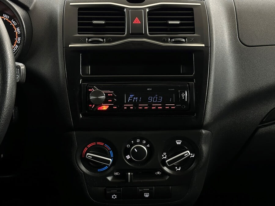 Фото LADA Granta I Рестайлинг с пробегом | №7 Фото LADA Granta I Рестайлинг с пробегом | №7