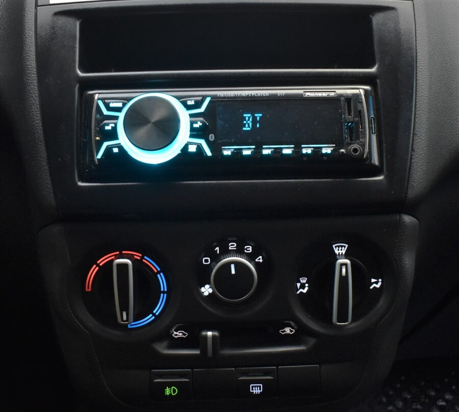 Фото LADA Granta I Рестайлинг с пробегом | №7 Фото LADA Granta I Рестайлинг с пробегом | №7