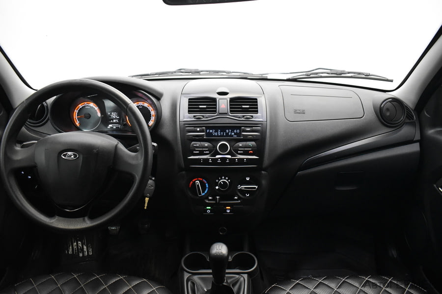 Фото LADA Granta I Рестайлинг с пробегом | №5 Фото LADA Granta I Рестайлинг с пробегом | №5