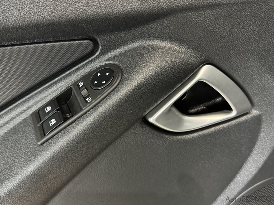 Фото LADA GRANTA CROSS I с пробегом | №9