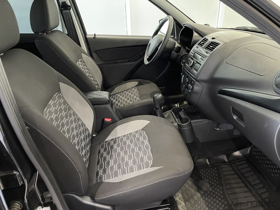 Фото LADA Granta I Рестайлинг с пробегом | №11 Фото LADA Granta I Рестайлинг с пробегом | №11