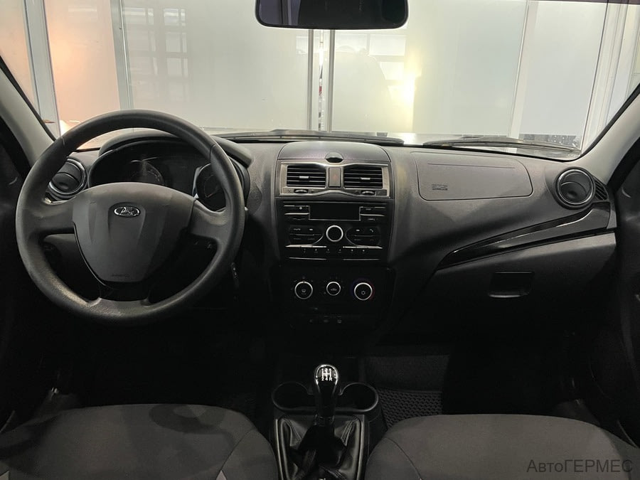 Фото LADA Granta I Рестайлинг с пробегом | №5 Фото LADA Granta I Рестайлинг с пробегом | №5