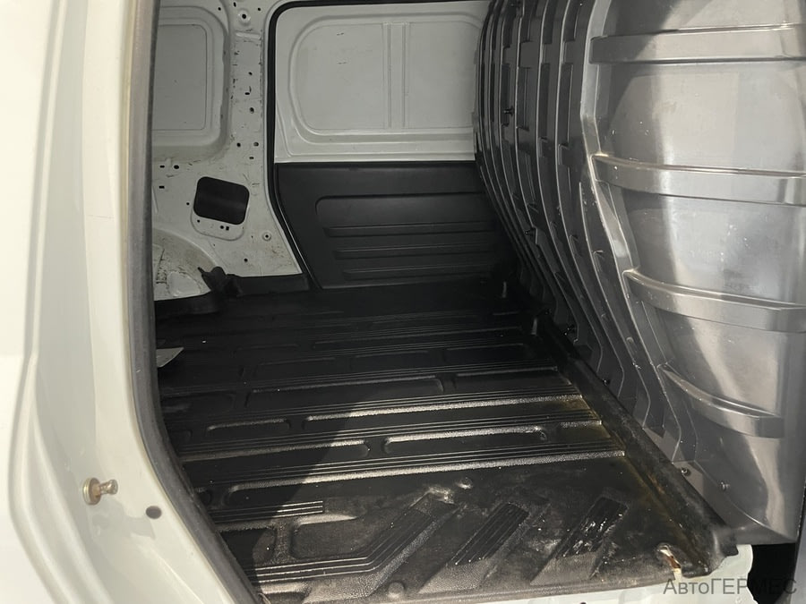 Фото LADA Largus I с пробегом | №11