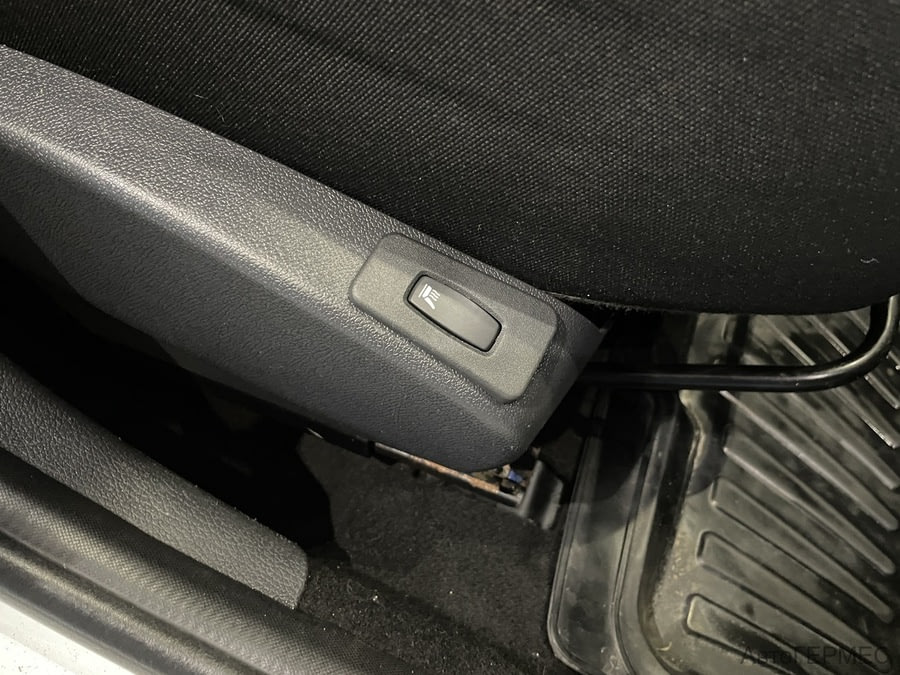 Фото LADA Largus I с пробегом | №9