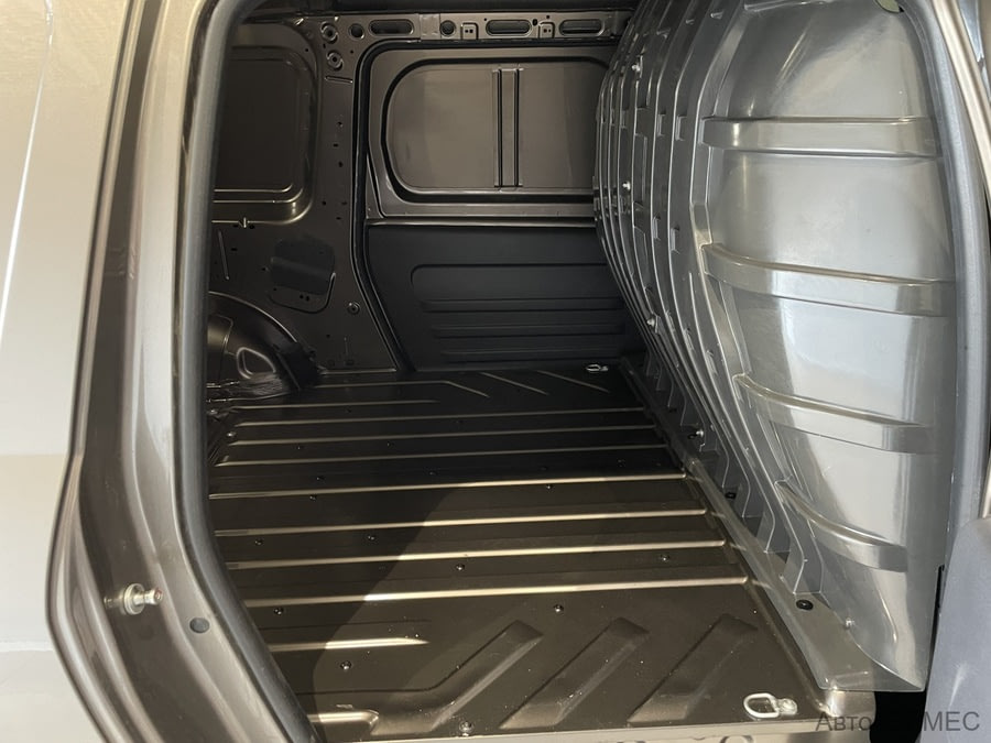 Фото LADA Largus I Рестайлинг с пробегом | №11