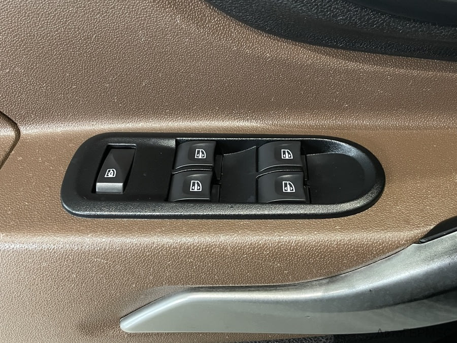 Фото LADA XRAY I с пробегом | №8